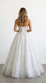 1305- Robe de mariée princesse bustier et perles