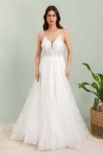 2005- Vestido de noiva princesa com renda e bordado 